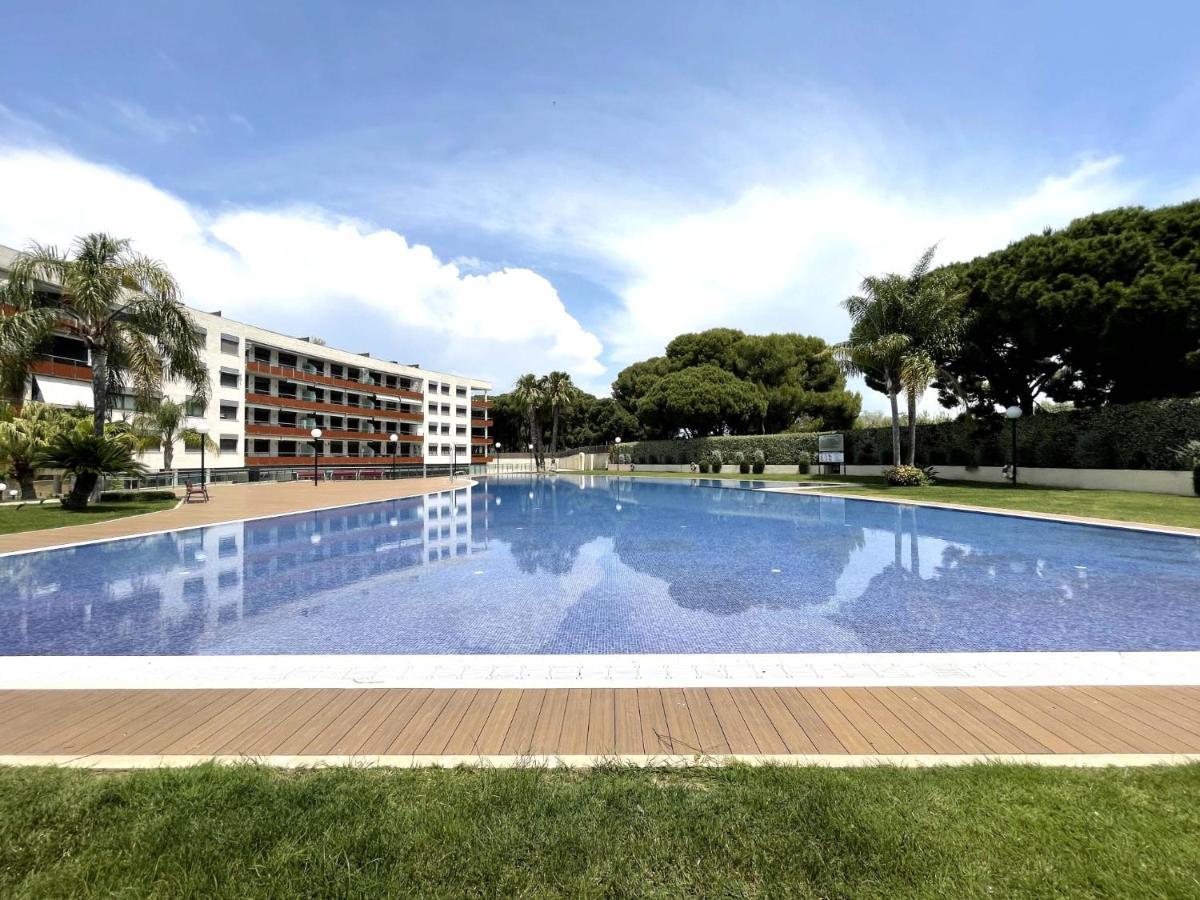 Luxurycambrils Resort&Spa Exterior photo